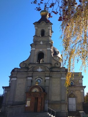 Дмитрівська батьківська субота у Свято-Миколаївському соборі м. Бердичева: молитва за упокій душ, прояв доброти і милосердя